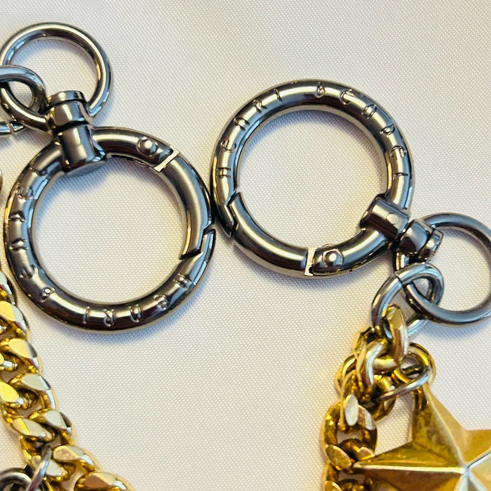 🔥NWOT🔥 Henri Bendel Military Charm Swag Bag Charm/ Keychain/ Bracelet - Picture 9 of 12